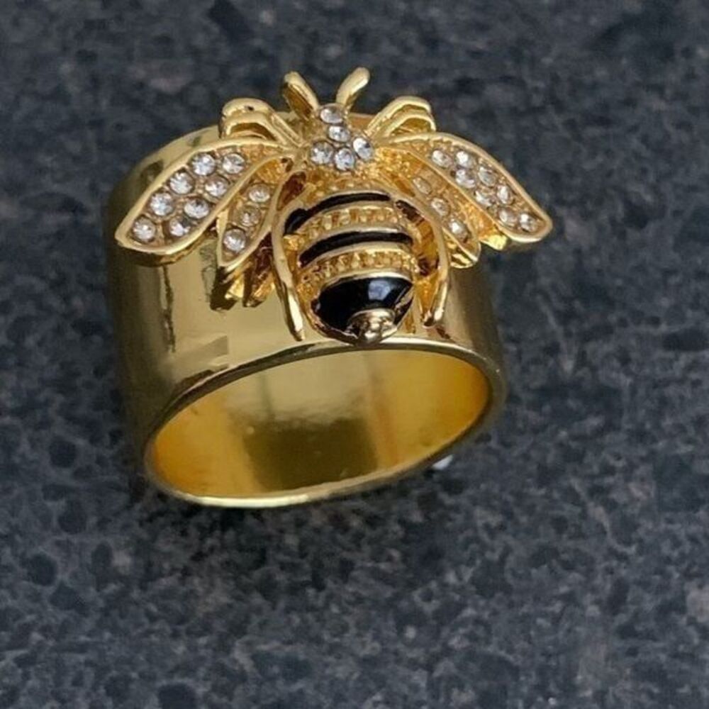 Fashion Korean luxury bee ring size 8 - Picture 4 of 8